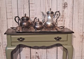 Gorgeous Wilcox International Silver Company Tea Set 