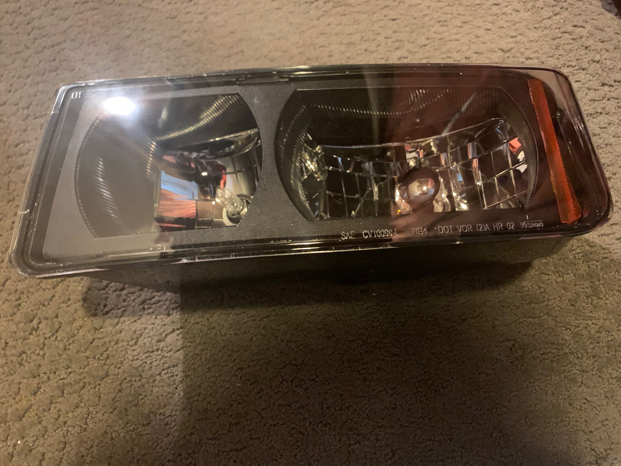 Left Headlight 2002 Cherry Avalanche