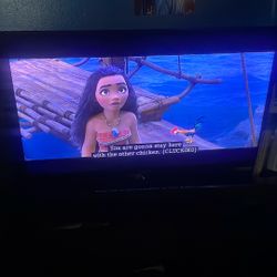 32’’ Hisense Roku Tv