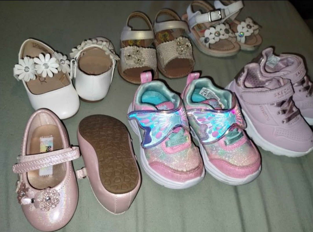 Lot Of Girls Shoes Size 5