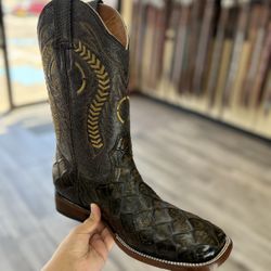 men’s western boot