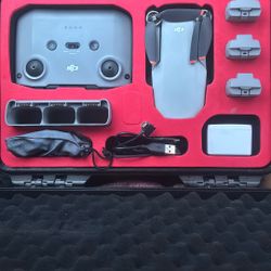 Dji 2se Extra Batteries And Case