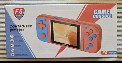 Handheld Game Console Built-in 620 Games