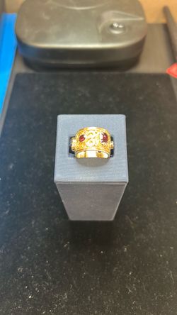 Lady Fashion Ring