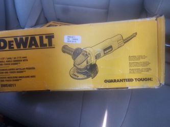 Grinder (corded) dewalt