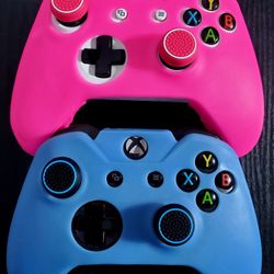Custom Xbox One Controllers