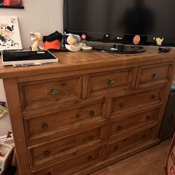 9 Drawer Wooden Dresser 