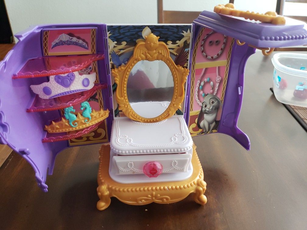 Sofia the First jewelry box