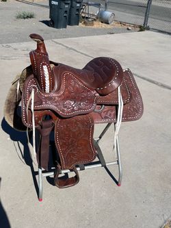 Western Saddles