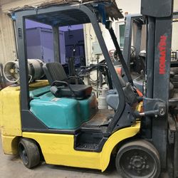 Komatsu Forklift 6000 lb Cap SIDE SHIFT