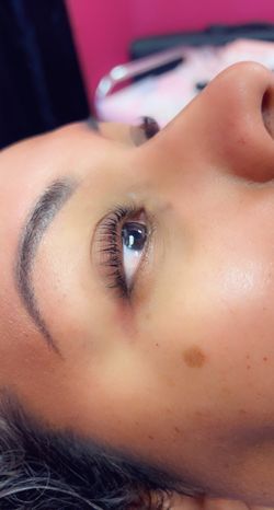 Made By Hand Eyelash Lift