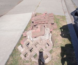 Scalloped bricks $1