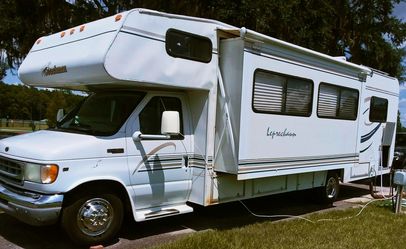 2000 Coachmen Leprechaun
