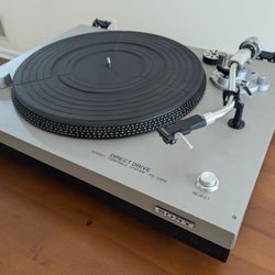 Sony Direct Drive Semi-Auto Turntable