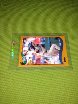 2001 Gold Ichiro Rookie Baseball Card - Topps Cup #225