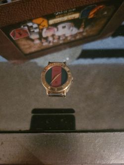 Gucci watch face