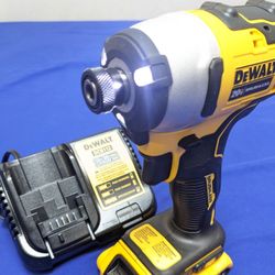 20V Max DeWalt ATOMIC Impact Drill Combo Kit 