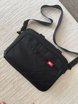Caselogic laptop tablet bag work student school