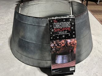 REDUCED Decorative Christmas tree ring