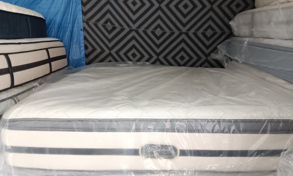 Queen Size Mattress (Colchón Queen Size)