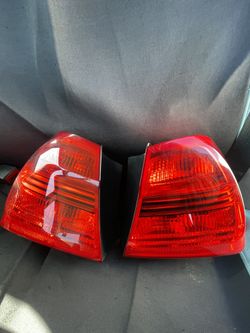 2007 BMW 335i Rear Brake Lamp Taillight 