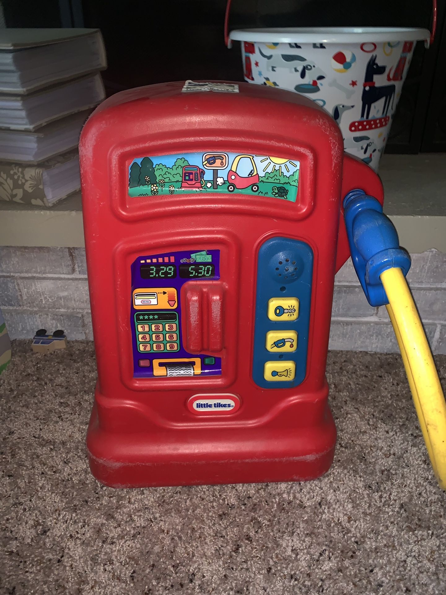 Gas pump