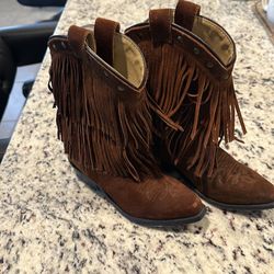 Girls cowboy boots