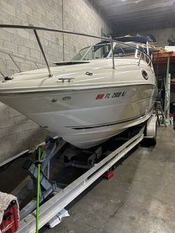 2007 Sea Ray 240 Sundancer Mint Condition