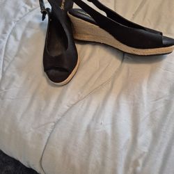 Naturalizer Black Wedge Sandals 