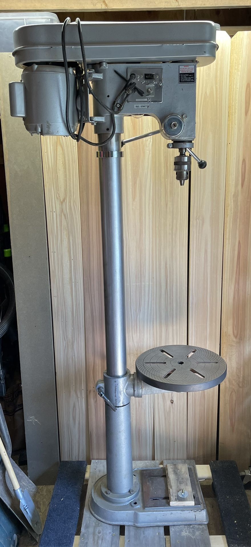 Vintage Duracraft, 16speed, Floor Model, Drill press