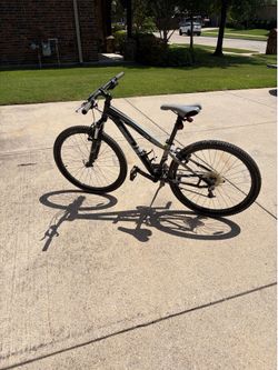 Specialized Hardrock Mountain Bike
