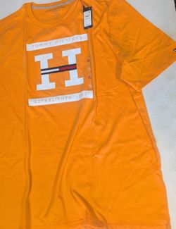 New men's Tommy XL short sleeve shirt