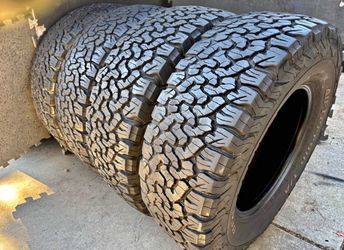 31x10.50R15 BFGOODRICH KO2 I'm selling this set of tires with 90% life left on all 4
