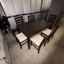 Midea dishwasher with stainless steel tub  Features multiple wash cycles (Auto, Heavy, Normal, Delicate, Quick, Rinse, Sanitize, Heated Dry, etc.), ad