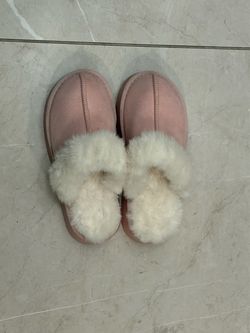 Women’s Cozy Pink Faux-Fur Lined Platform Slippers Size 5