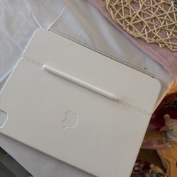 Apple iPad Pro Pencil And Key board Folio 