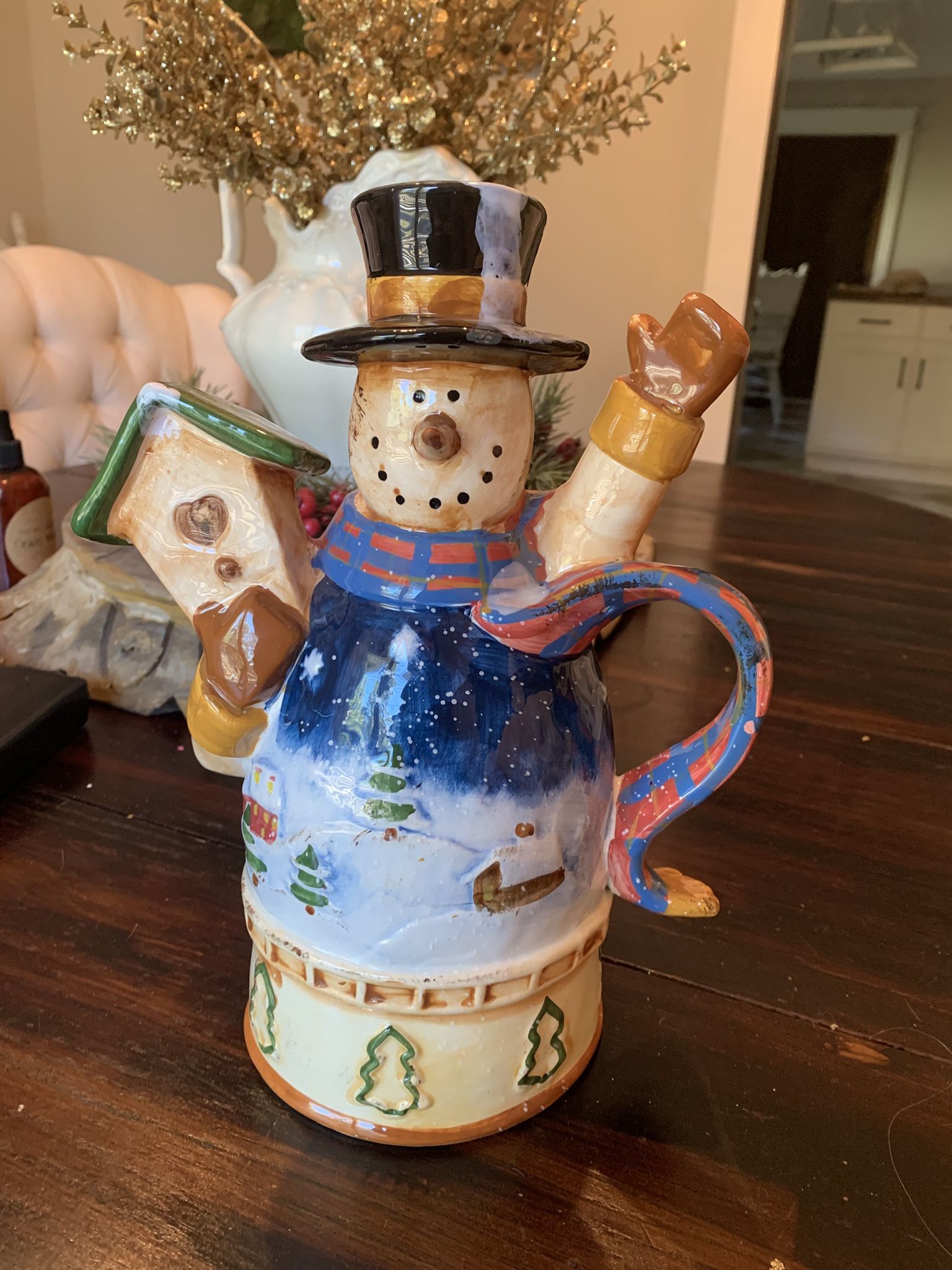 Snowman pitcher decoration