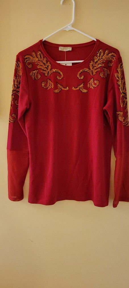 Brand new womens fancy long sleeves shirt size XL