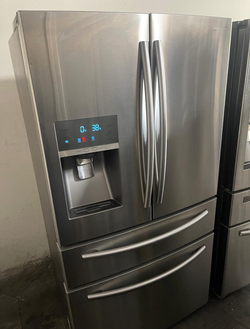 Deal: Samsung French Door w/ Flex Drawer & Dispenser – Clean