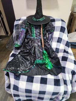 costume size 7  from the movie wicked