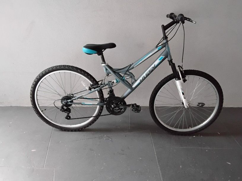 BICYCLE HUFFY 18 SPEED SIZE 26 BRAND NEW