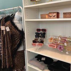 Nayr’s Closet 