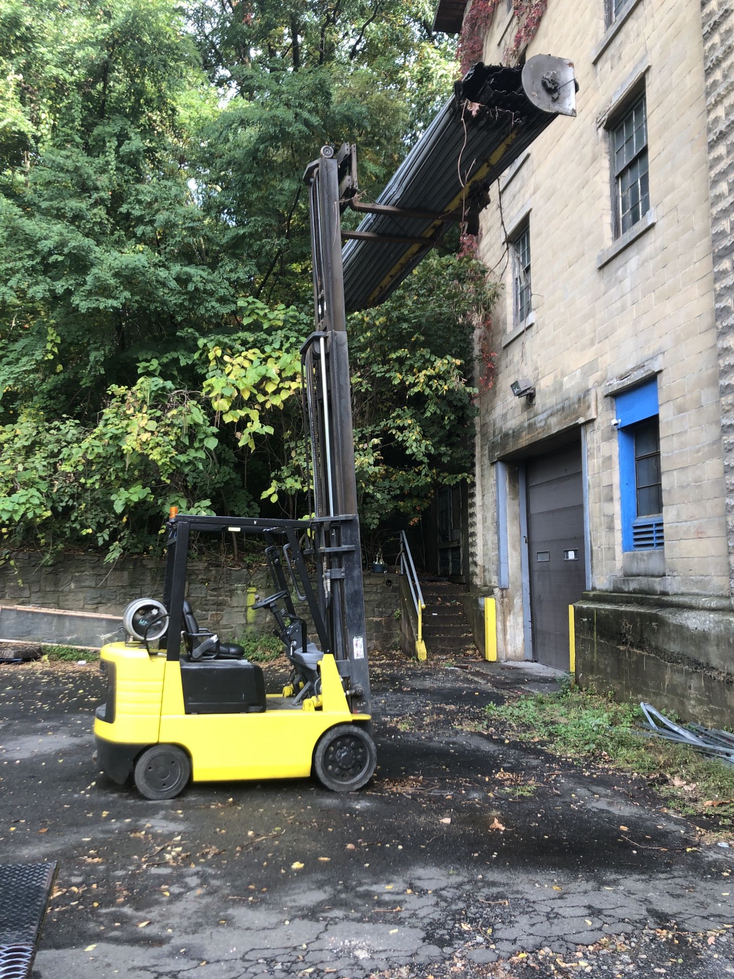 Caterpillar forklift