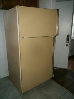 Refrigerator good working condition