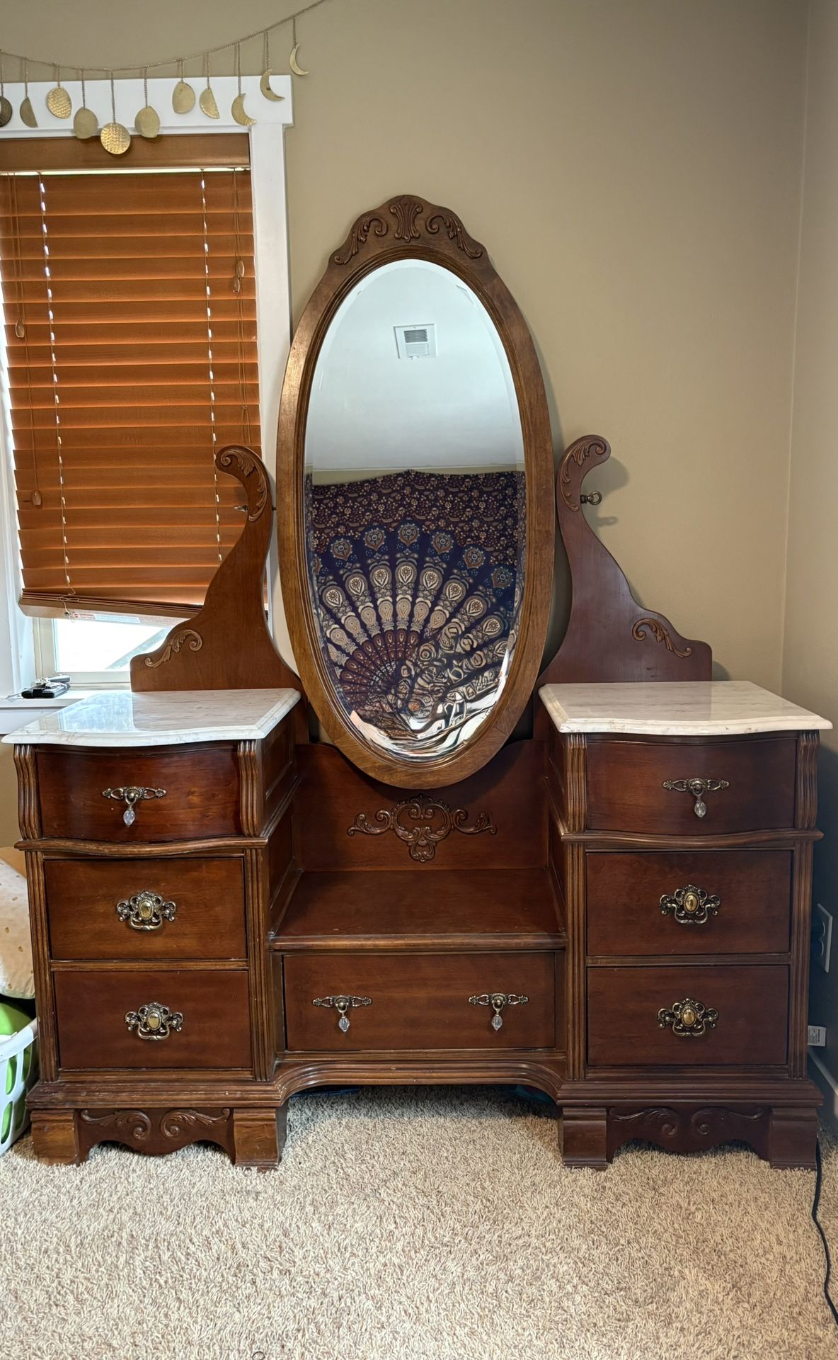 Makeup Vanity