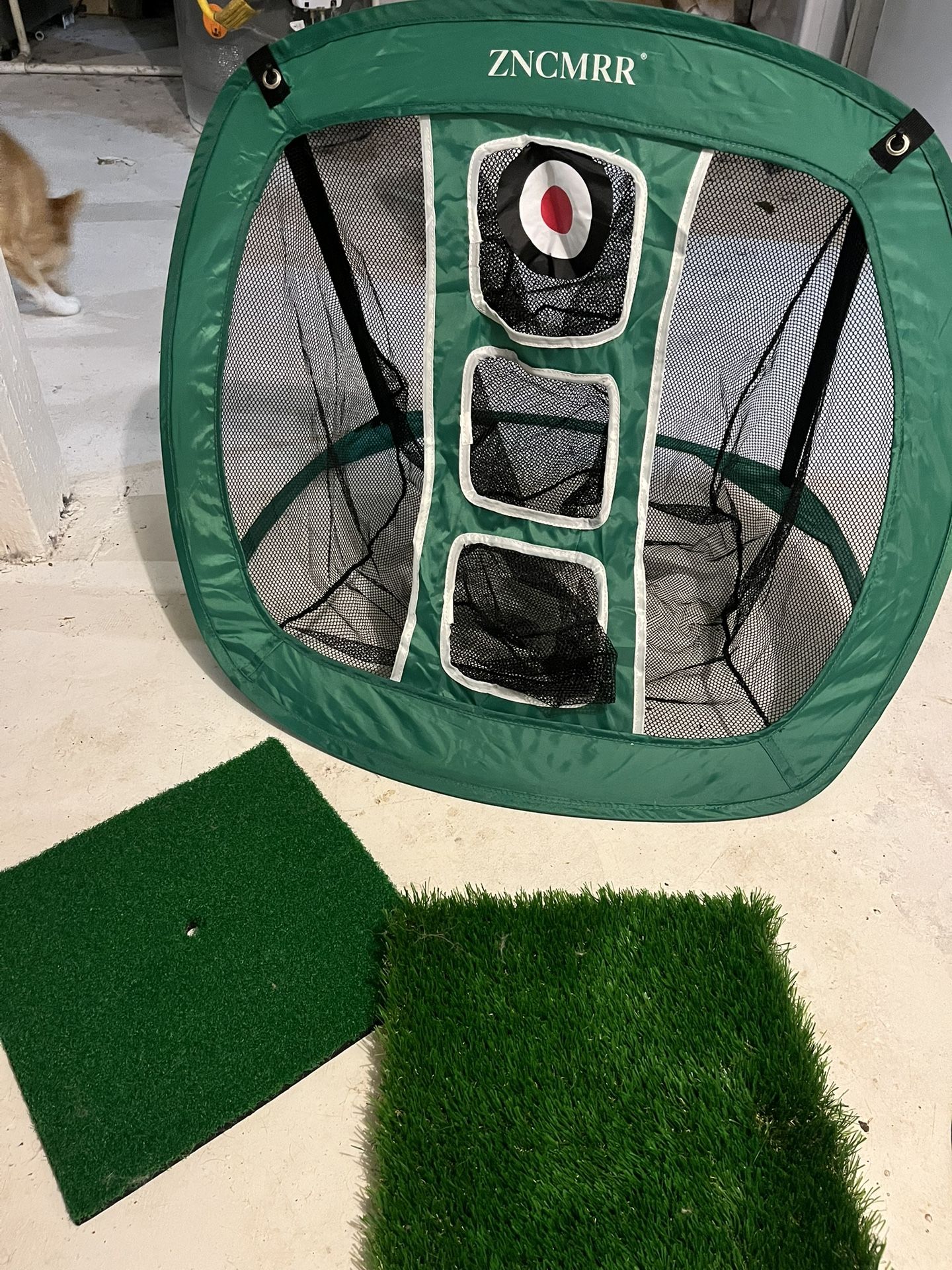 Golf Chipping Net With Balls