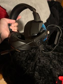 ONIKUMA Gaming Headset with Microphone – Black & Blue