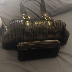 Coach Purse With Wallet 