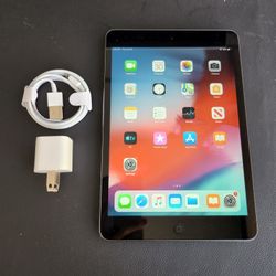 Apple iPad Mini 2 - Wifi - Like New 