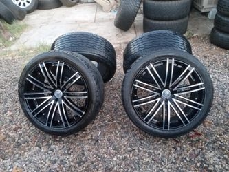 RIMS ONLY TIRES NO GOOD 22X10...5 LUGS